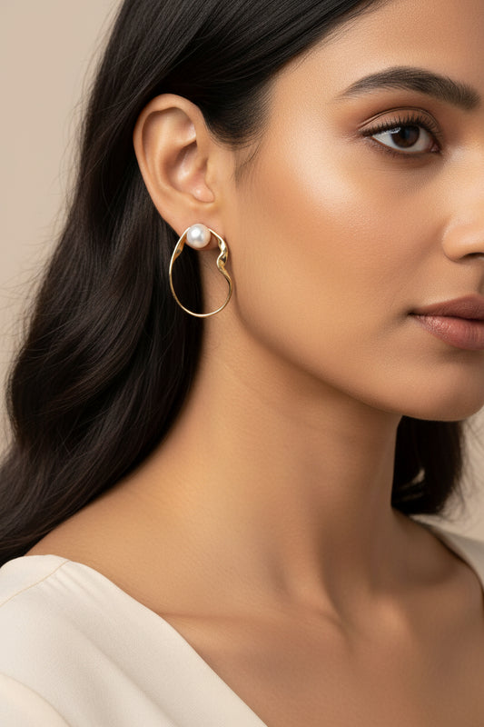 Twinrays Soft Wave Pearl Earrings