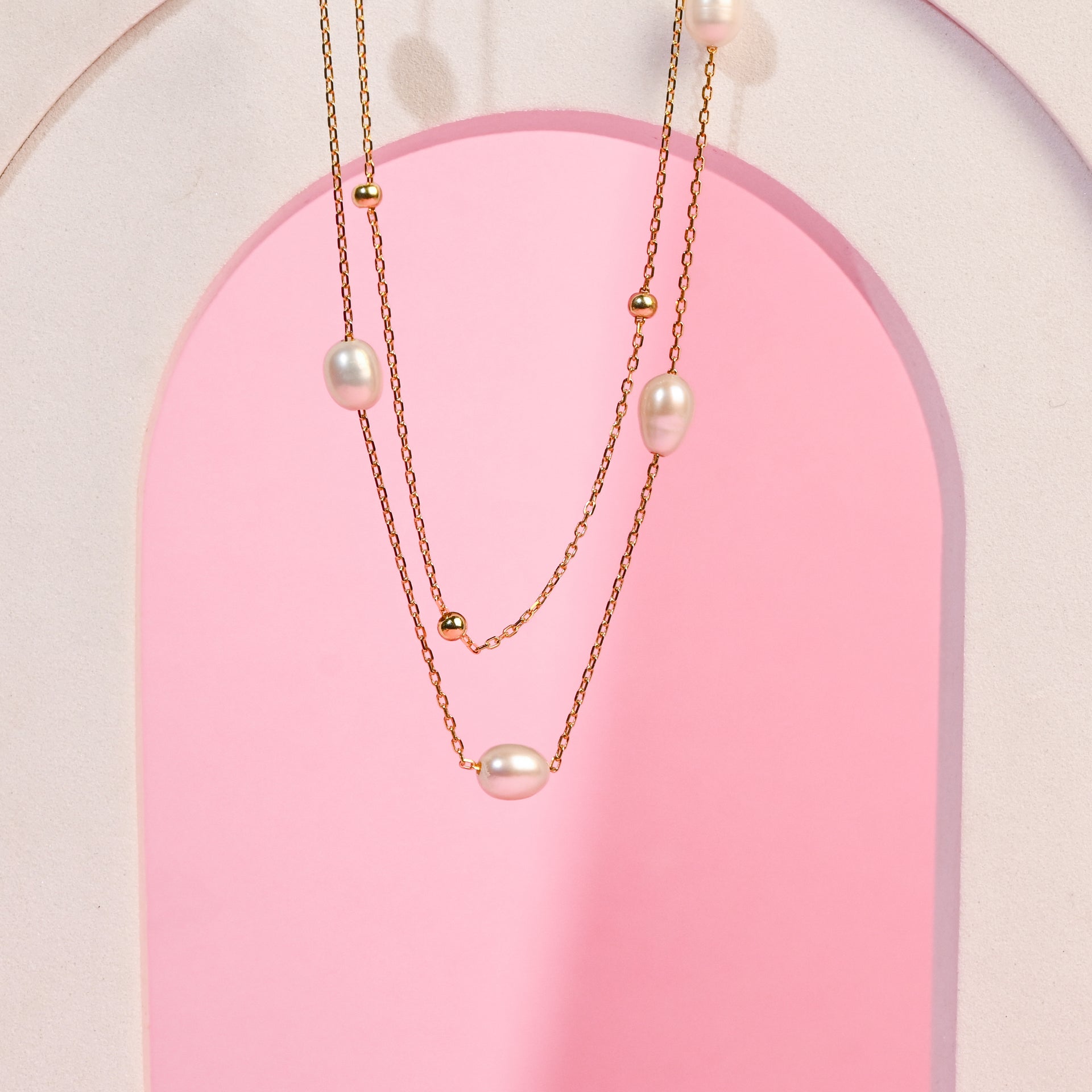 Twinrays Golden Pearl Necklace