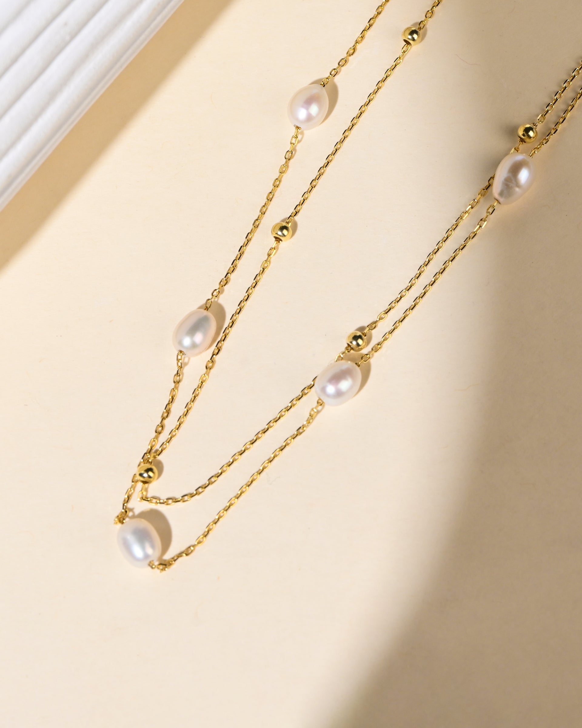 Twinrays Golden Pearl Necklace