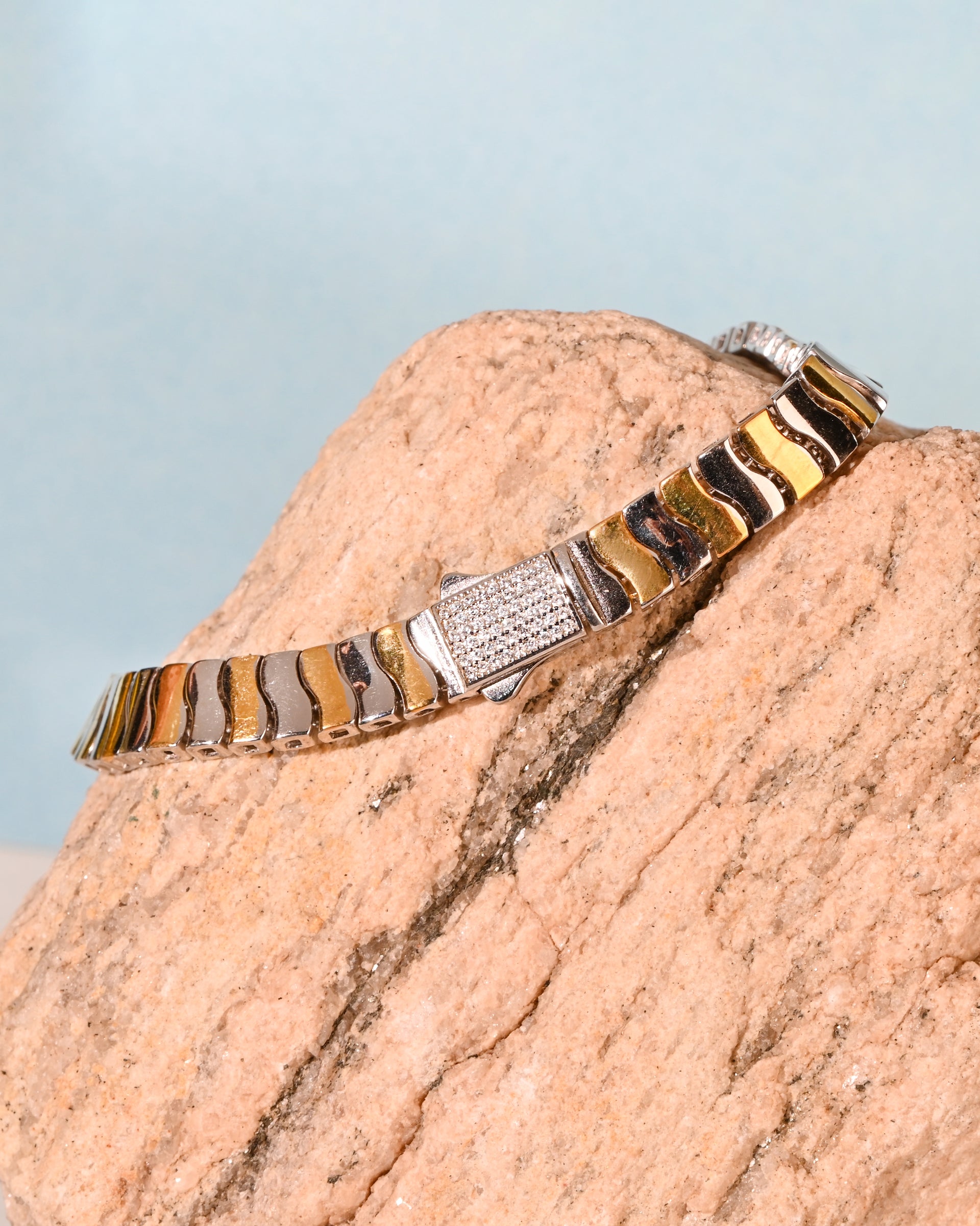 Twinrays Bracelet