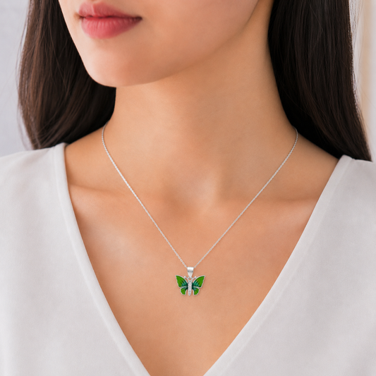 TwinRays Green Aura Pendent